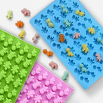 Načítať obrázok do zobrazovača galérie, Silikónová forma na gumených dinosauríkov s pipetou  - ružová
