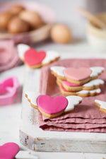 Načítať obrázok do zobrazovača galérie, Vykrajovátka - láska
