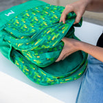 Načítať obrázok do zobrazovača galérie, MontiiCo - Školský ruksak PIXELY len 700g!
