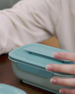 Načítať a prehrať video v zobrazovači galérie, OmieGo BIO sada 3 stohovacích boxov - koraly
