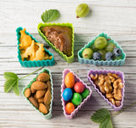 Načítať obrázok do zobrazovača galérie, Sada 4 silikónových formičiek pertrolejovo jablková Lekkabox - trojuholníky
